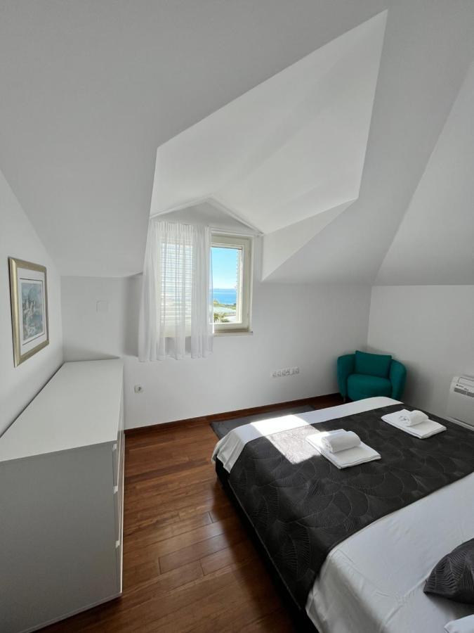 Sky - Beautiful Rooftop Apartment With Shared Pool Spalato Esterno foto